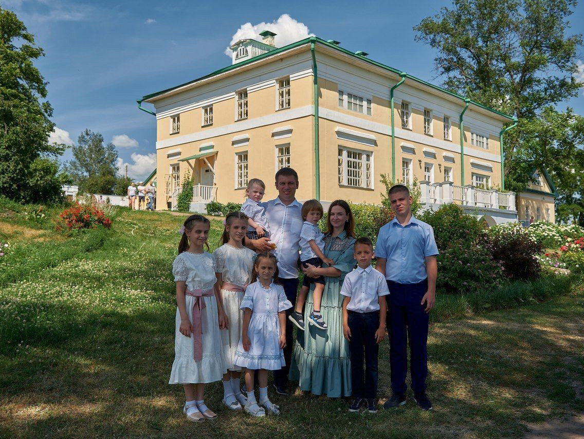 Многодетные семьи имеют право на однократное получение компенсации взамен предоставления бесплатного земельного участка.