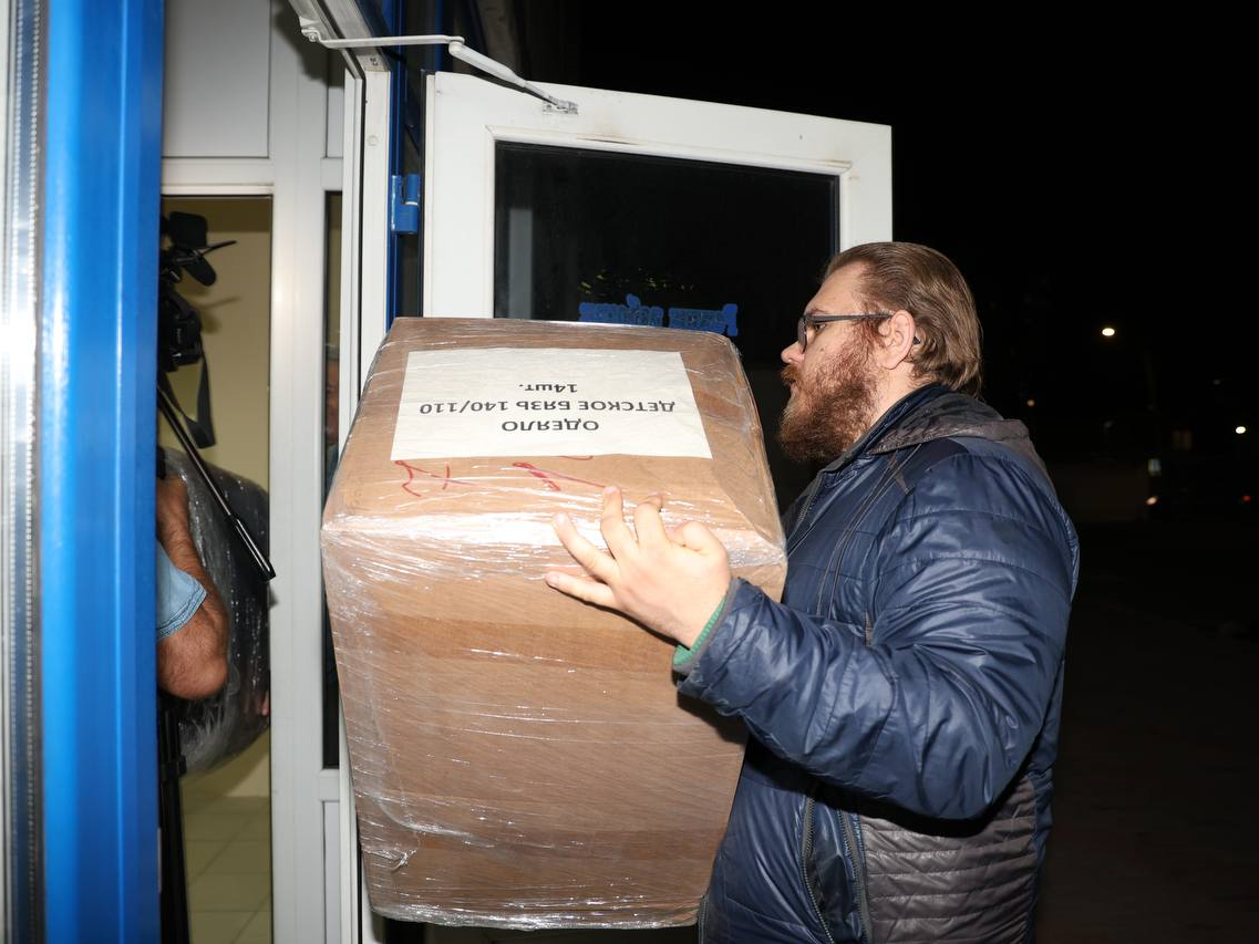 В Курск во второй раз доставили гуманитарную помощь от медиков Московской области.