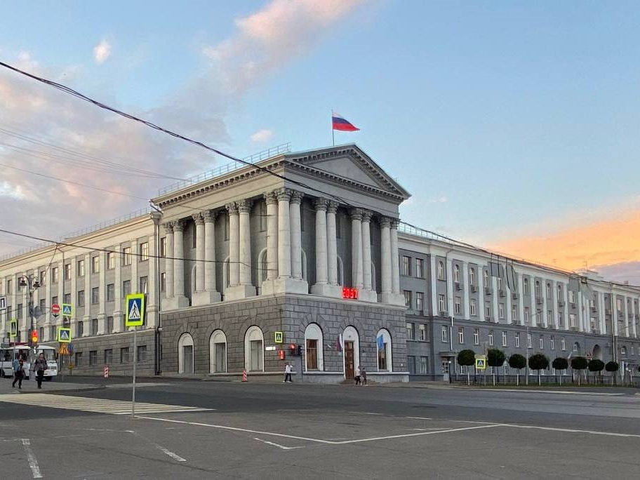 В Курске состоялось очередное заседание Курского городского Собрания. В связи со сложившейся ситуацией оно прошло в дистанционном формате.