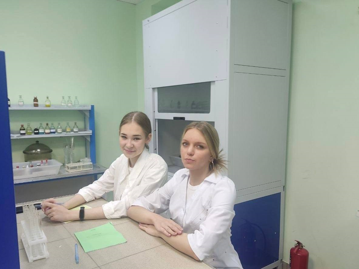 У школьников, обучающихся в классе естественно-научного профиля школы № 60, завершилась предпрофильная практика.