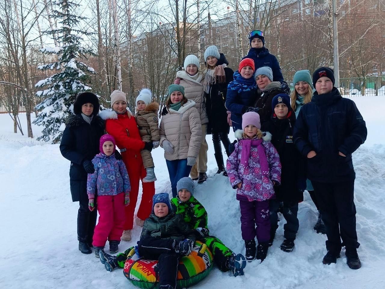 В школах города Курска при поддержке Движения Первых реализуется проект «Семейная команда».