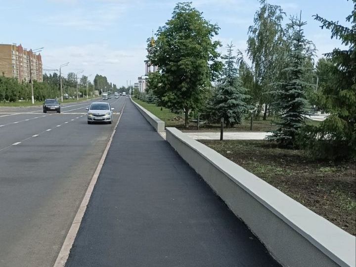 В рамках национального проекта «Безопасные качественные дороги» в городе продолжается ремонт автомобильных дорог.