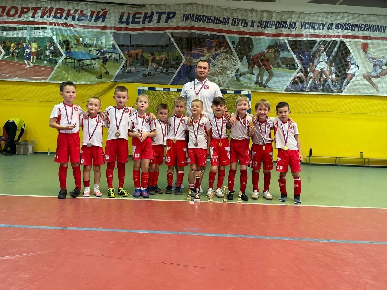 Команда спортивной школы № 4 одержала победу в в осеннем кубке PENALTY JUNIOR CUP 2023.