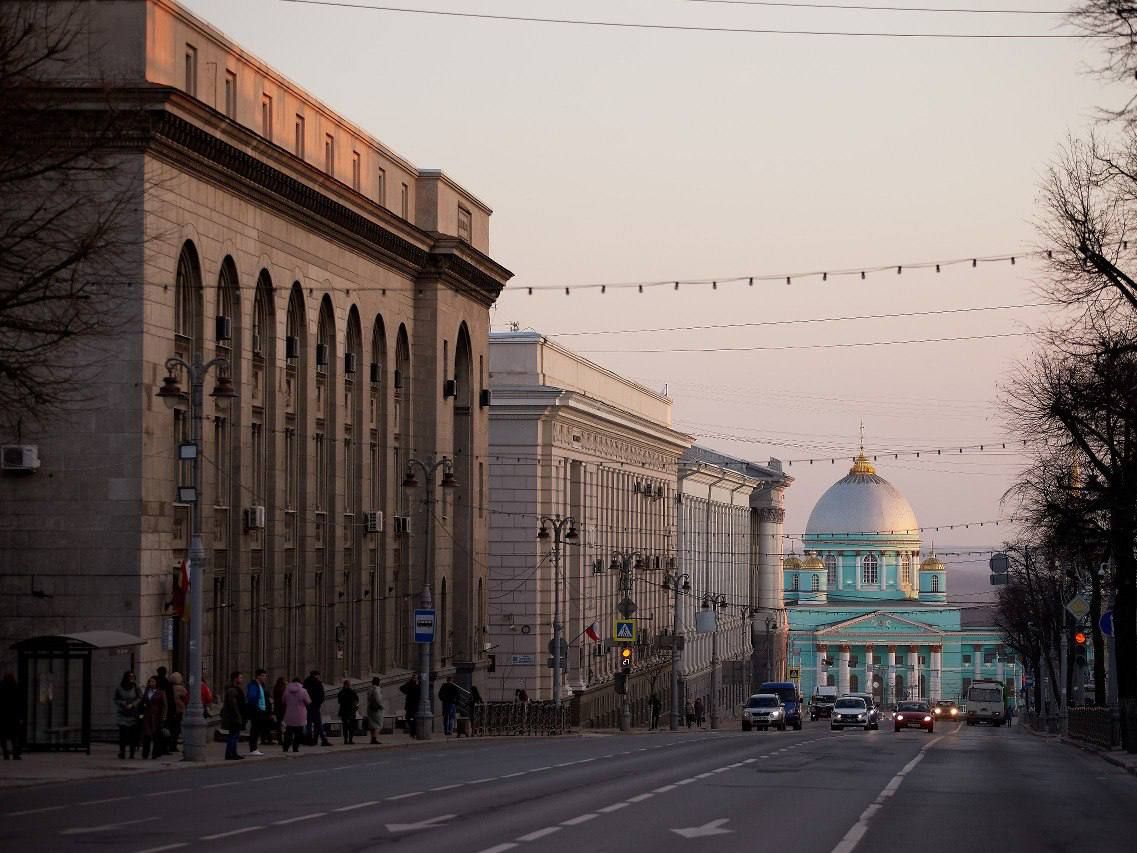 В администрации города прошла комиссия по вопросам своевременности и полноты выплат заработной платы и уплаты страховых взносов. Было рассмотрено три вопроса.