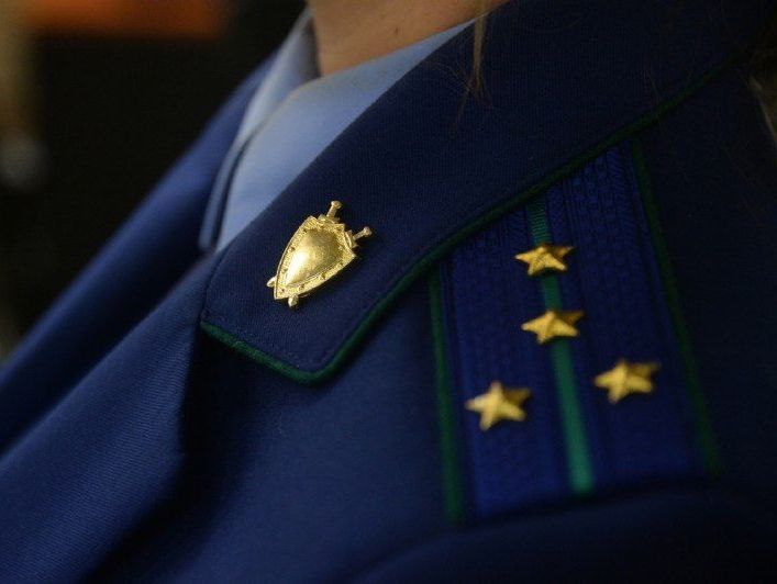 Старший помощник прокурора ЦАО Курска Оксана Решетняк объясняет, возможны ли случаи уменьшения заработной платы работодателем.