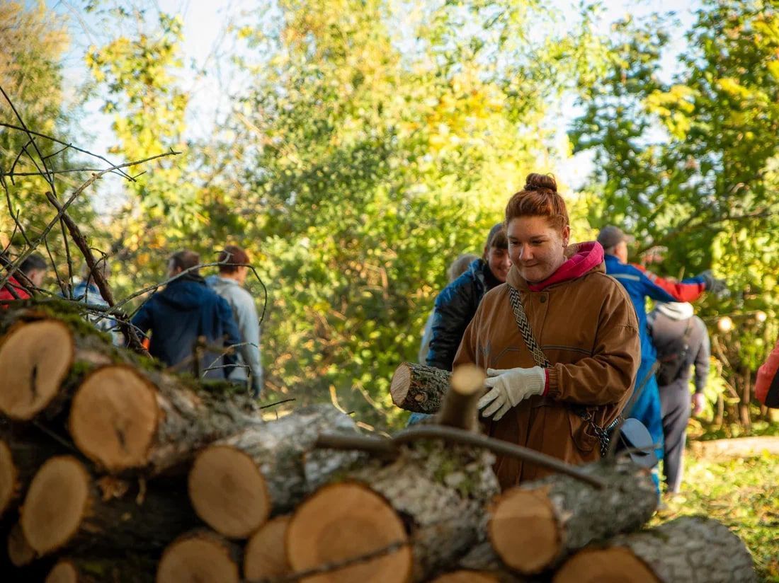 В Курске сегодня прошел общегородской субботник.