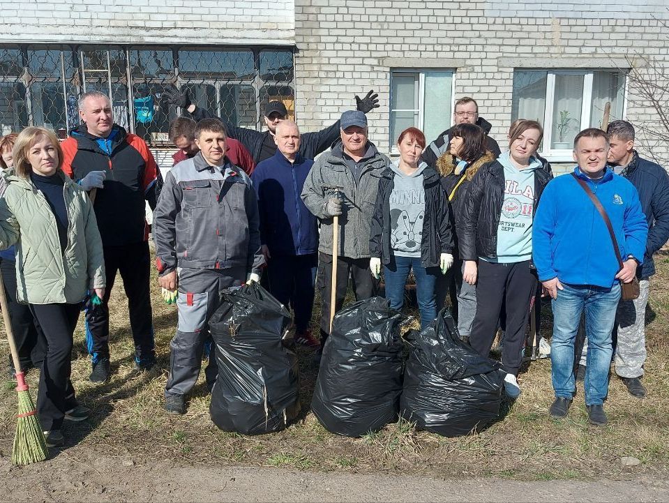 Инспекция гостехнадзора Курской области наводит порядок на улице Республиканской.