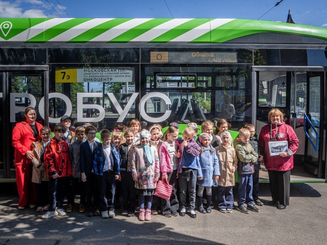 В Курске прошла презентация нового экскурсионного маршрута на электробусе «Пятнадцать верст истории».