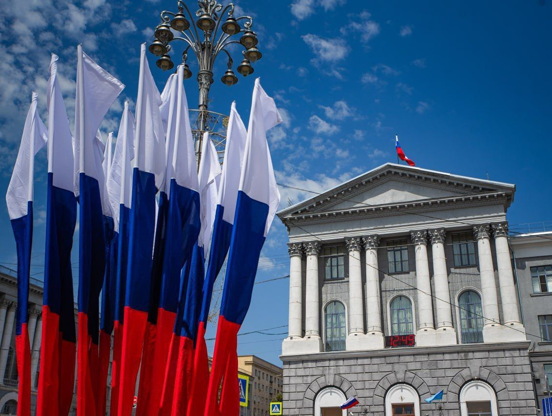 В Администрации города продолжает свою работу комиссия по вопросам своевременности и полноты выплаты заработной платы и уплаты страховых взносов на обязательное пенсионное и социальное страхование.