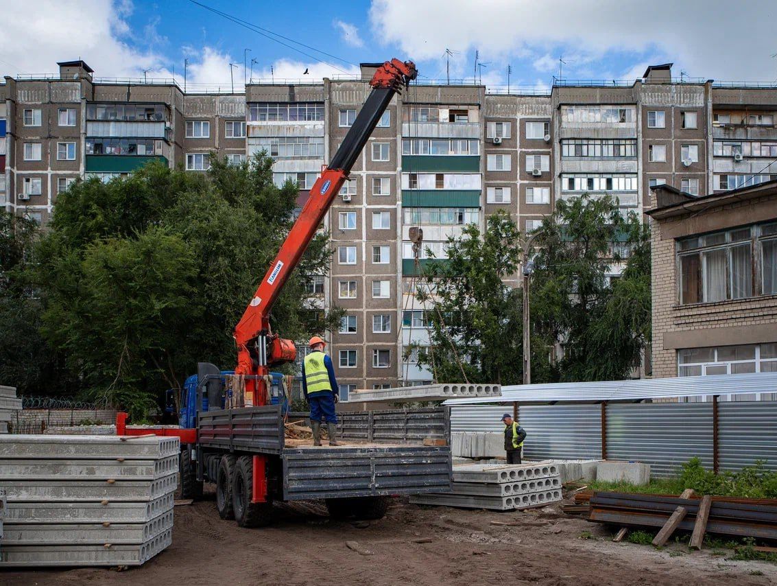 Нулевой цикл реконструкции здания 45-й школы подходит к завершению. Об этом рассказали в комитете городского хозяйства.