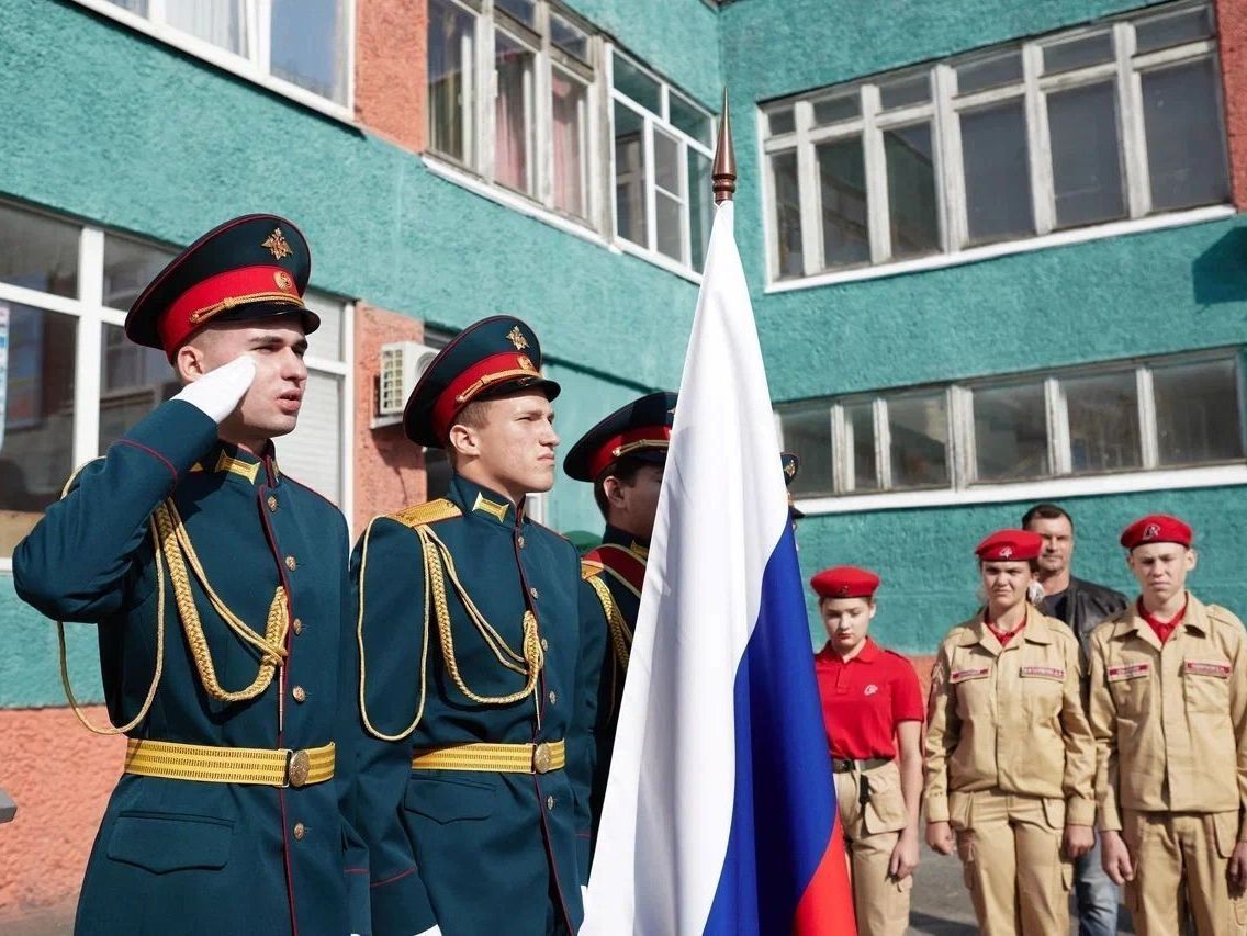 На базе ДОСААФ в Курске стартовал региональный этап Всероссийского детско-юношеского фестиваля «Ворошиловский стрелок».