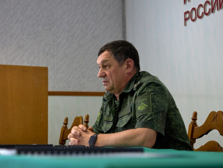 Осенний призыв вступил в активную фазу. Об этом рассказал военный комиссар Центрального и Сеймского округов областного центра Игорь Ясько. Осенний призыв вступил в активную фазу. Об этом рассказал военный комиссар Центрального и Сеймского округов областного центра Игорь Ясько.
