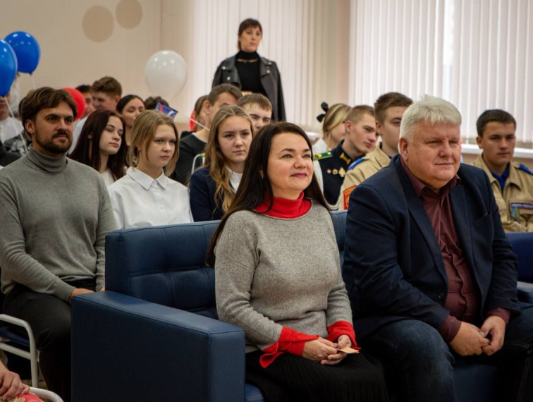 В городской школе прошёл телемост «В единстве народа —сила России». В городской школе прошёл телемост «В единстве народа —сила России».