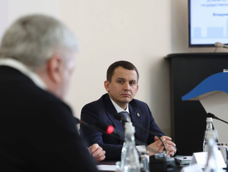 Сегодня на площадке Курского государственного университета прошла I научно-практическая конференция «Семья современного города: актуализация проблем и пути их решения». Сегодня на площадке Курского государственного университета прошла I научно-практическая конференция «Семья современного города: актуализация проблем и пути их решения».