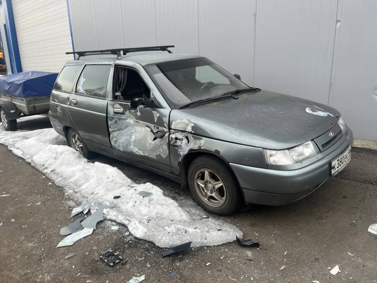 По поручению главы города в Железнодорожном округе проходит подомовой обход территорий после падения обломков сбитого украинского БПЛА. По поручению главы города в Железнодорожном округе проходит подомовой обход территорий после падения обломков сбитого украинского БПЛА.