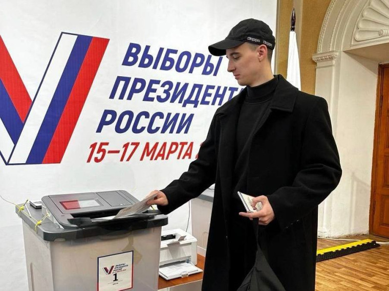 Сегодня в России третий день голосования на выборах президента. Сегодня в России третий день голосования на выборах президента.