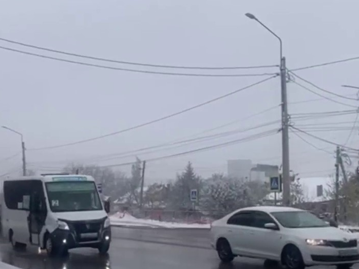Уважаемые участники дорожного движения, в связи с неблагоприятными погодными условиями Госавтоинспекция г. Курска напоминает о необходимости неукоснительного соблюдения Правил дорожного движения:. Уважаемые участники дорожного движения, в связи с неблагоприятными погодными условиями Госавтоинспекция г. Курска напоминает о необходимости неукоснительного соблюдения Правил дорожного движения:.