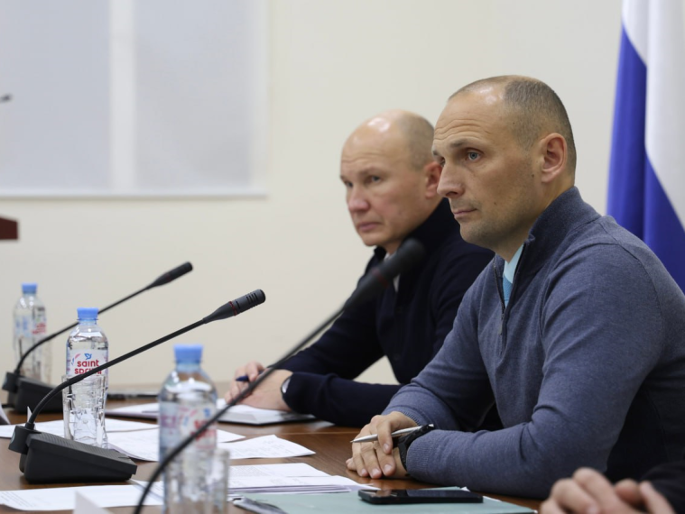 Под председательством заместителя главы администрации города Сергея Котлярова прошло заседание межведомственной комиссии по профилактике правонарушений. Под председательством заместителя главы администрации города Сергея Котлярова прошло заседание межведомственной комиссии по профилактике правонарушений.