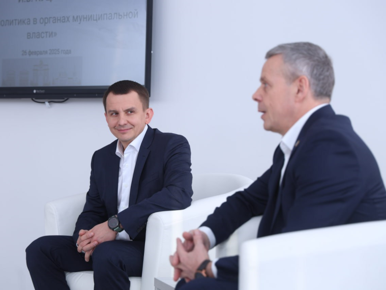 Пообщался со студентами Академии государственной службы на тему «Кадровая политика в органах муниципальной власти».. Пообщался со студентами Академии государственной службы на тему «Кадровая политика в органах муниципальной власти»..